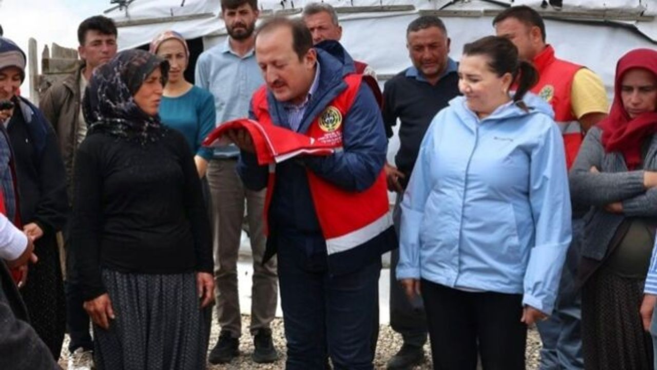 Vali Pehlivan, 2300 Rakımda Yörükleri Çadırlarında Ziyaret Etti.