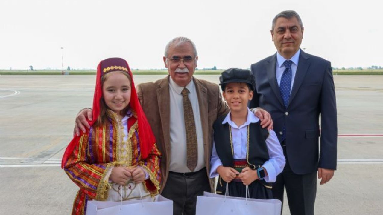 AYM Başkanı Özkaya'ya Çukurova Havalimanı’nda Resmi Karşılam