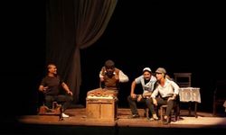 "Bavuldaki Hikâyeler" İzleyiciyle Buluştu