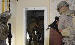 Mersin’de Drone Destekli Operasyonda 305 Aranan Şahıs Yakalandı