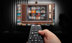 Türksat TV ayarı vatandaşı ikiye böldü: Kanal arayan kumandaya, servis arayan cüzdana sarıldı