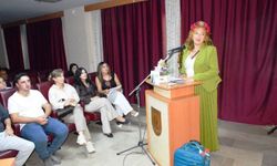 Tarsus’ta “Yeşim’in Sırt Çantası” buluşması: Solo gezgin deneyimlerini anlattı