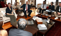 Mansur Yavaş’tan Vahap Seçer’in ailesine destek ziyareti