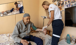 Mersin Büyükşehir’den 86 yaşındaki Recep Avcı’ya evde sağlık desteği
