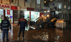 Mersin'de Sağanak Sonrası Su Baskını! Yenişehir'de Ekipler Seferber Oldu