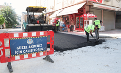 Akdeniz Belediyesi Üç Ocak Mahallesi'nde Yol Yenileme Çalışmalarına Başladı