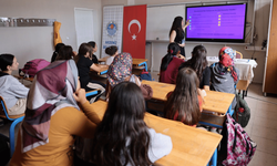 Akdeniz’de kız çocukları ve annelerine psikososyal destek